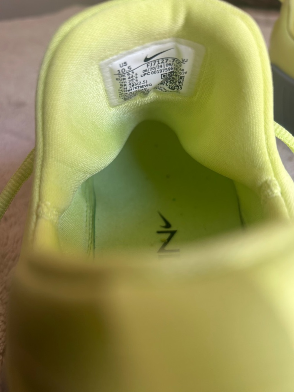 Men’s Nike Free Metcon 6 Neon Yellow Running Sneakers - Picture 6 of 6